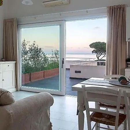 Welcomely - La Casa Sul Mare 4* Cala Liberotto