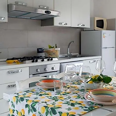 Welcomely - La Casa Sul Mare 4*