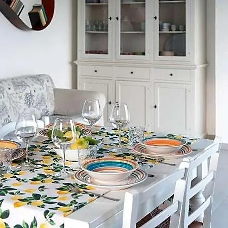 Welcomely - La Casa Sul Mare 4*
